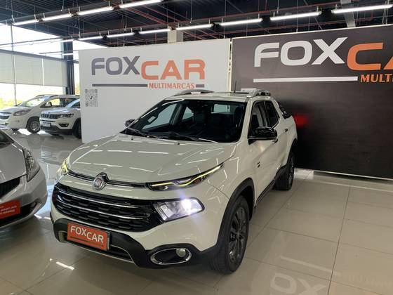 FIAT TORO 2.0 16V TURBO DIESEL VOLCANO 4WD AT9 FIAT TORO 2.0 16V TURBO DIESEL VOLCANO 4WD AT9